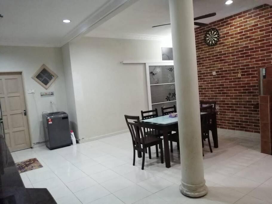Sri Wang Homestay @ Arau Exterior photo